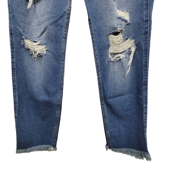 Hollister Distressed High-Rise Mom Jean With Raw Hem Size 0R - Picture 3 of 11